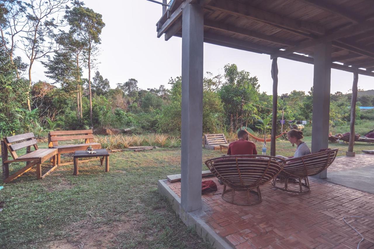 Bonsai Hotel Koh Rong Samlon Eksteriør billede